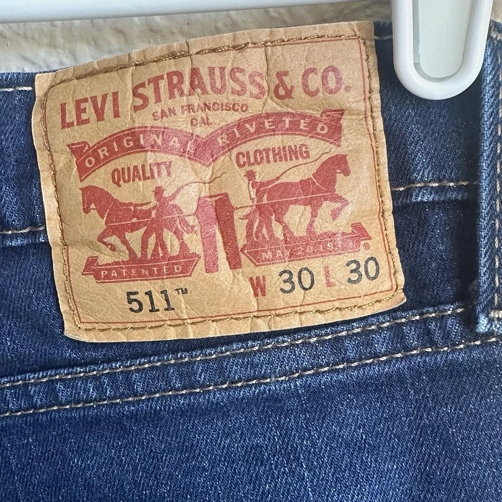 Levi's 511 Jeans Men's 30x30 Blue Dark Wash Regular Fit Straight‎ Leg Modern EUC